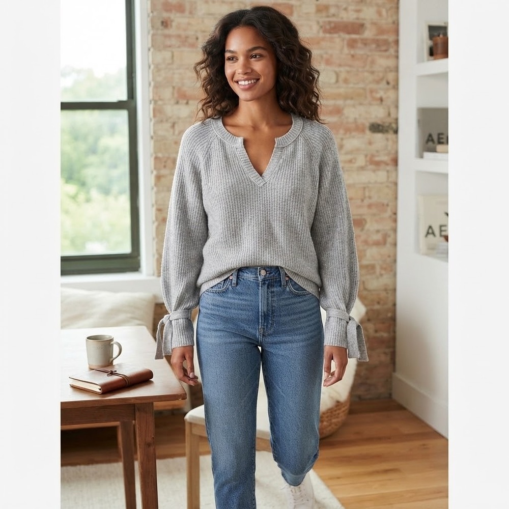 Aerie Women's Size M Cotton V-Neck Gray Sweater Bow Tie Sleeves Pullover Knit